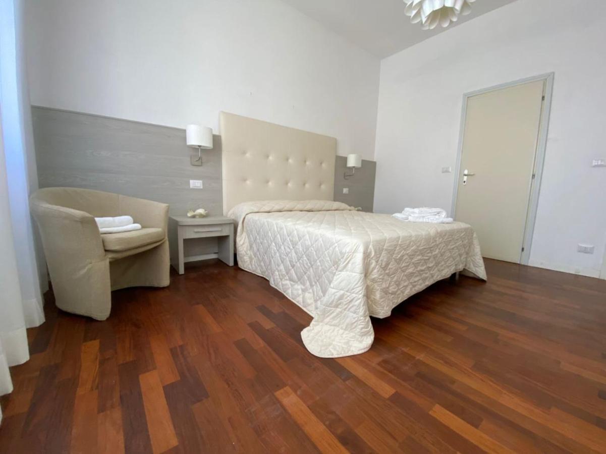 Villa Alda Suites & Rooms 체르비아 외부 사진